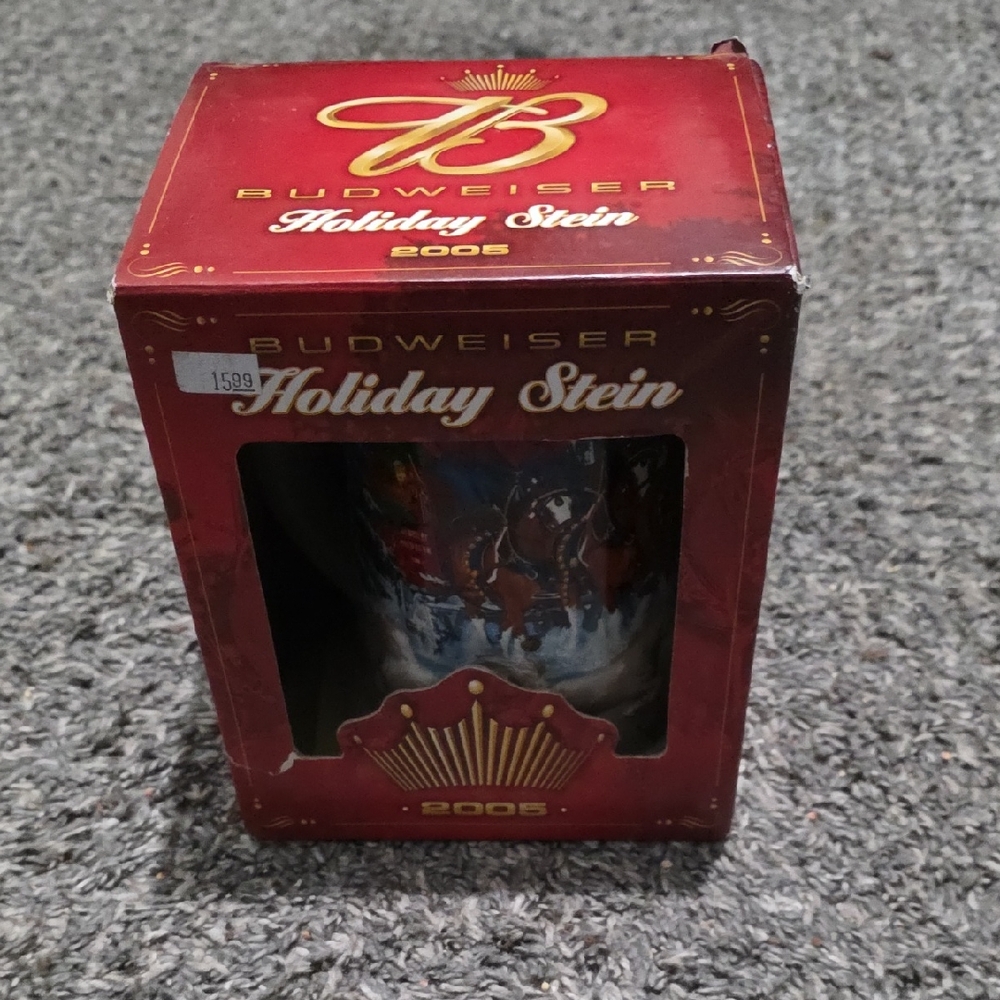 Budweiser 2005 Holiday Stein - Red and Gold